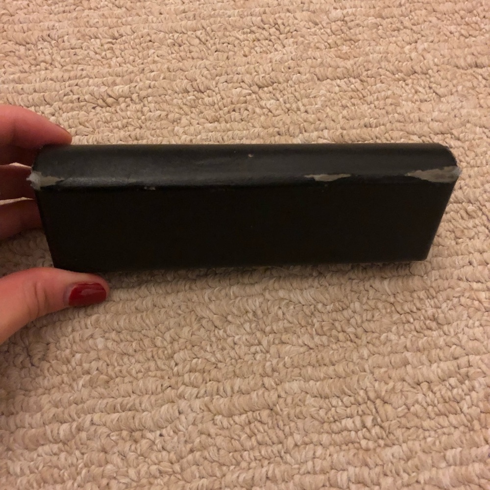 Black leather Prada glasses case - Picture 3 of 8